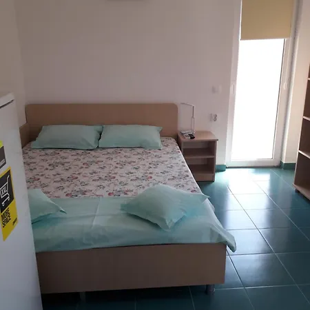 Casa Nina Проживание в семье Эфорие Норд